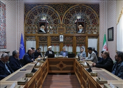 نشست صمیمی نیروهای حراست با رئیس دانشگاه هنر اسلامی تبریز برگزار شد