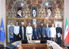 هیئت‌رئیسه دانشگاه هنر اسلامی تبریز از تلاشگران حوزه‌های حراست و فناوری اطلاعات تجلیل کرد