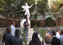 💢آیین رونمایی از نماد «پزشک؛ فراتر از دانش، روایت مهر ماندگار» برگزار شد