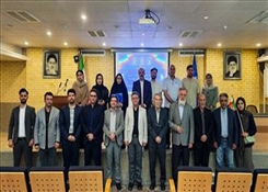 برگزیدگان و عوامل اجرایی «گردهمایی بزرگ عکاسان تبریز» تجلیل شدند